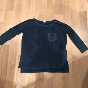 Women’s size small GAP tee